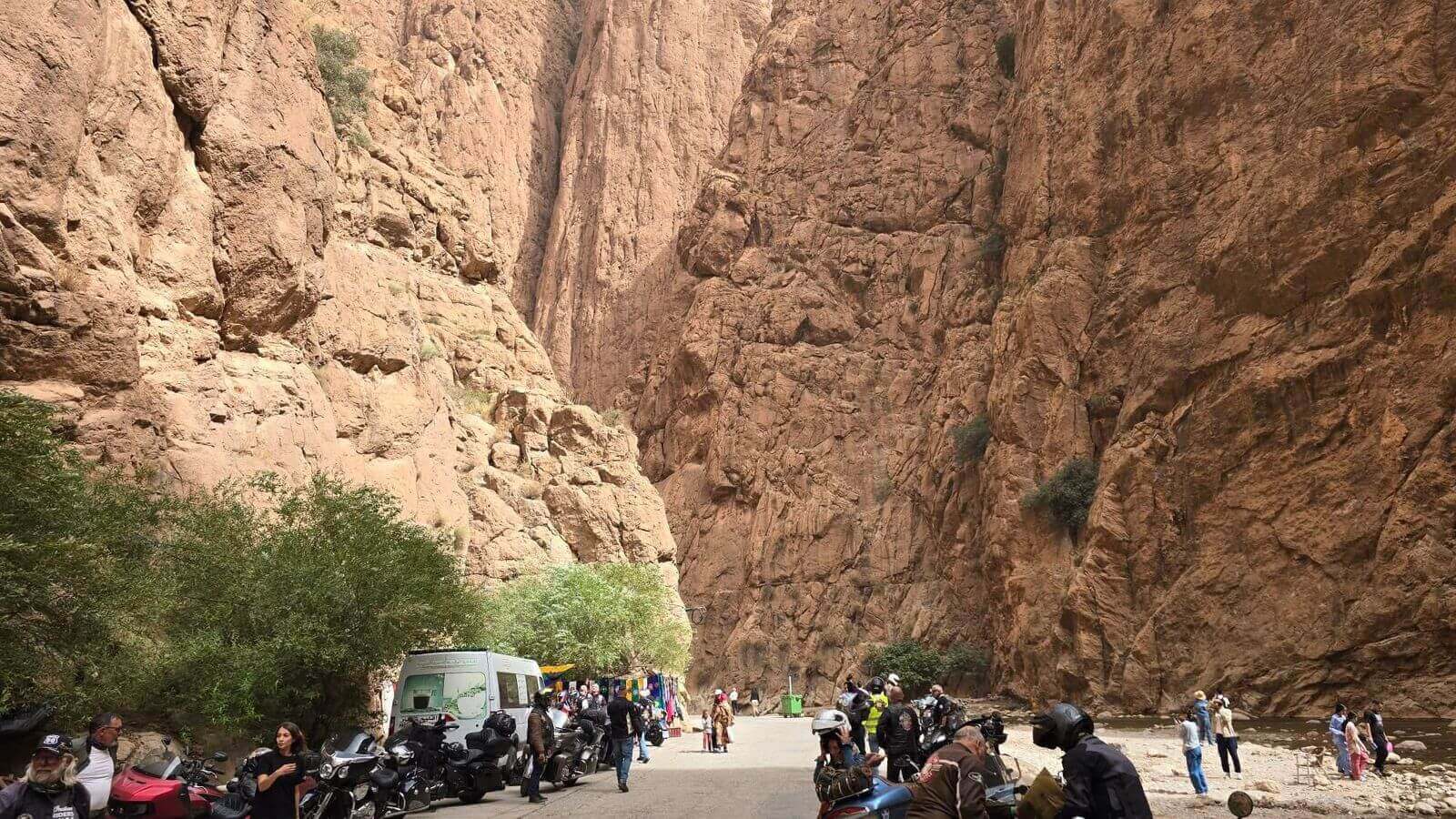 Merzouga 2025 - Team spirit